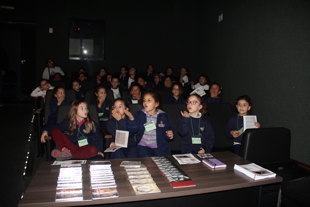 Na apresentação de hoje, o público foi formado por crianças de diversas escolas públicas de São Paulo.